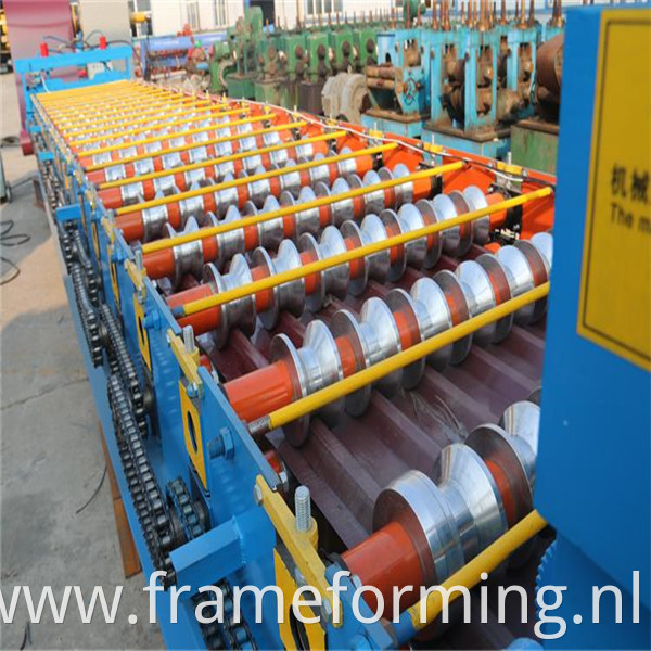 Steel Metal Wall Making Machine1